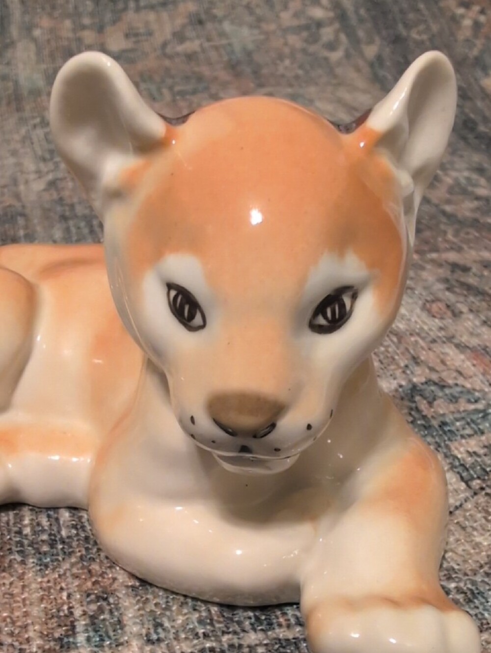 Glossy Ceramic Lying Lioness Figurine in Cream and Tan - Picture 2 of 7